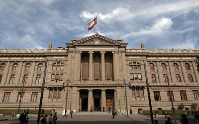 Corte Suprema acoge demanda contra empresa inmobiliaria por filtraciones de aguas lluvias y humedad